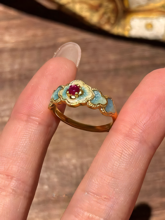 Vintage Court Style Blue Flower Diamond Ring