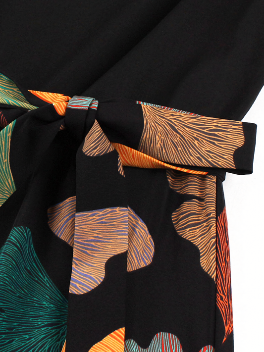 Ginkgo Biloba Print Patchwork Black V-neck Midi Dress