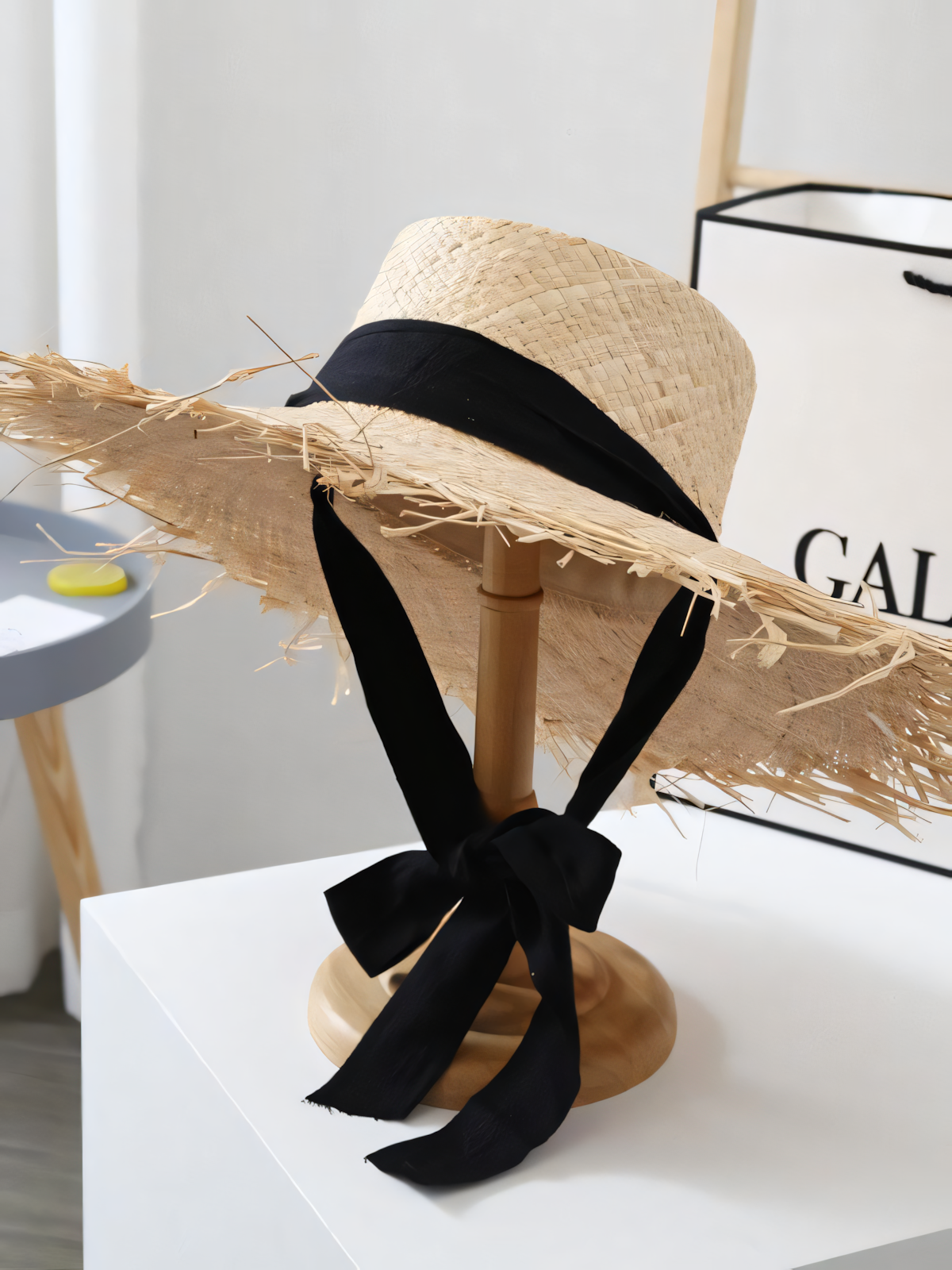 Concave Top Strap Raffia Straw Hat Beach Hat