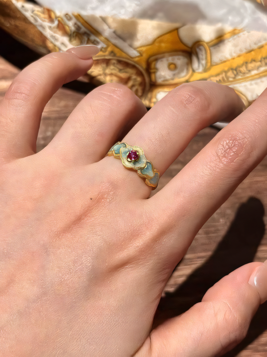 Vintage Court Style Blue Flower Diamond Ring