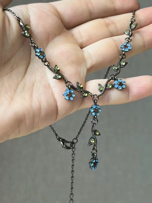 Vintage Flower Necklace