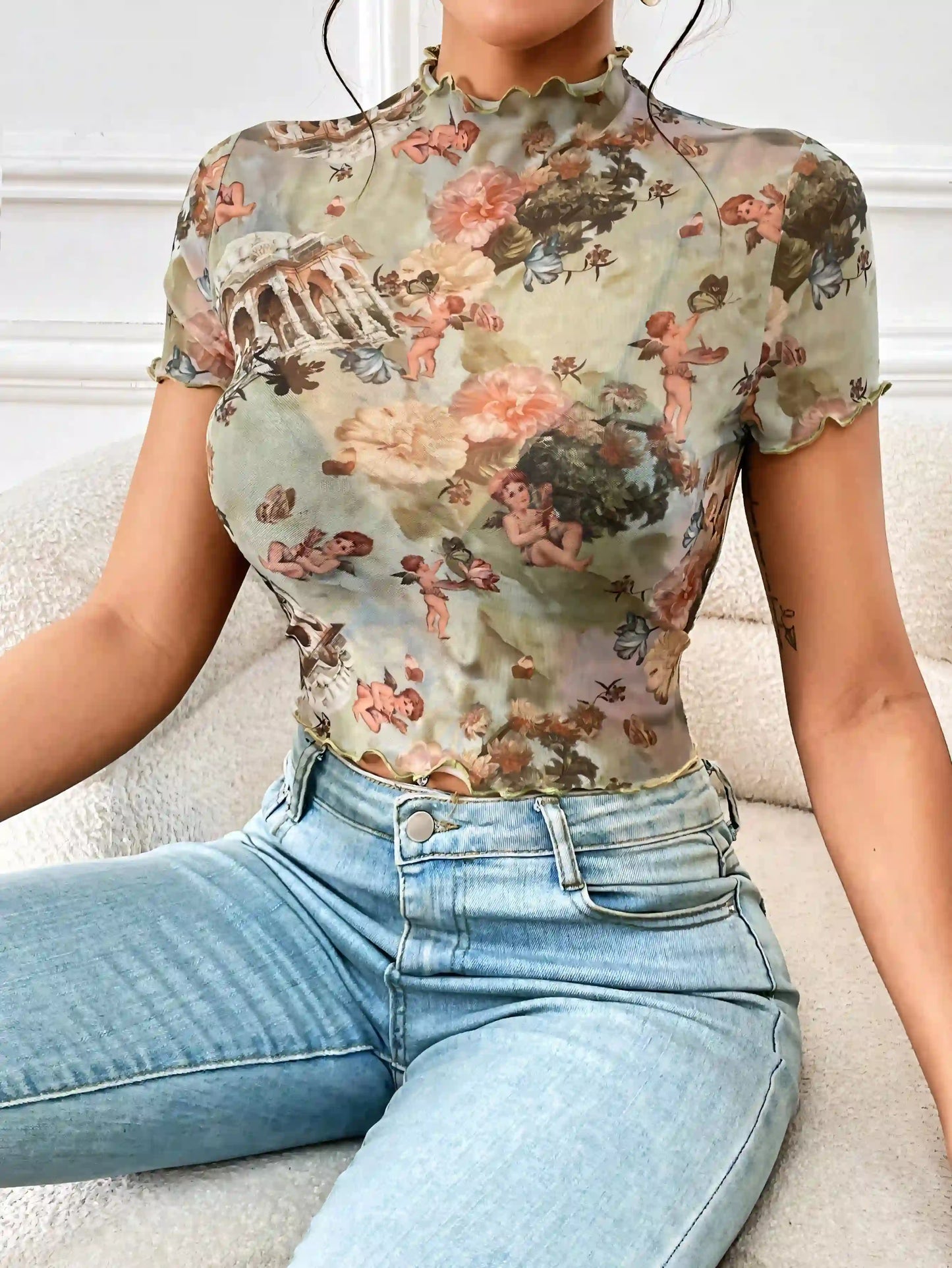 Green Elegant Mesh Printed Rolled T-Shirt